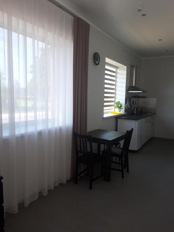 Jaunamuiza Apartamenti Valmiera Buitenkant foto