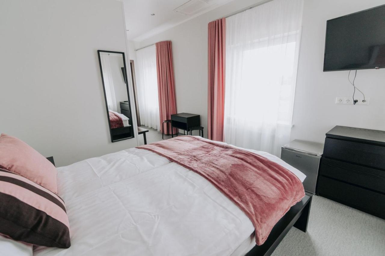 Jaunamuiza Apartamenti Valmiera Buitenkant foto