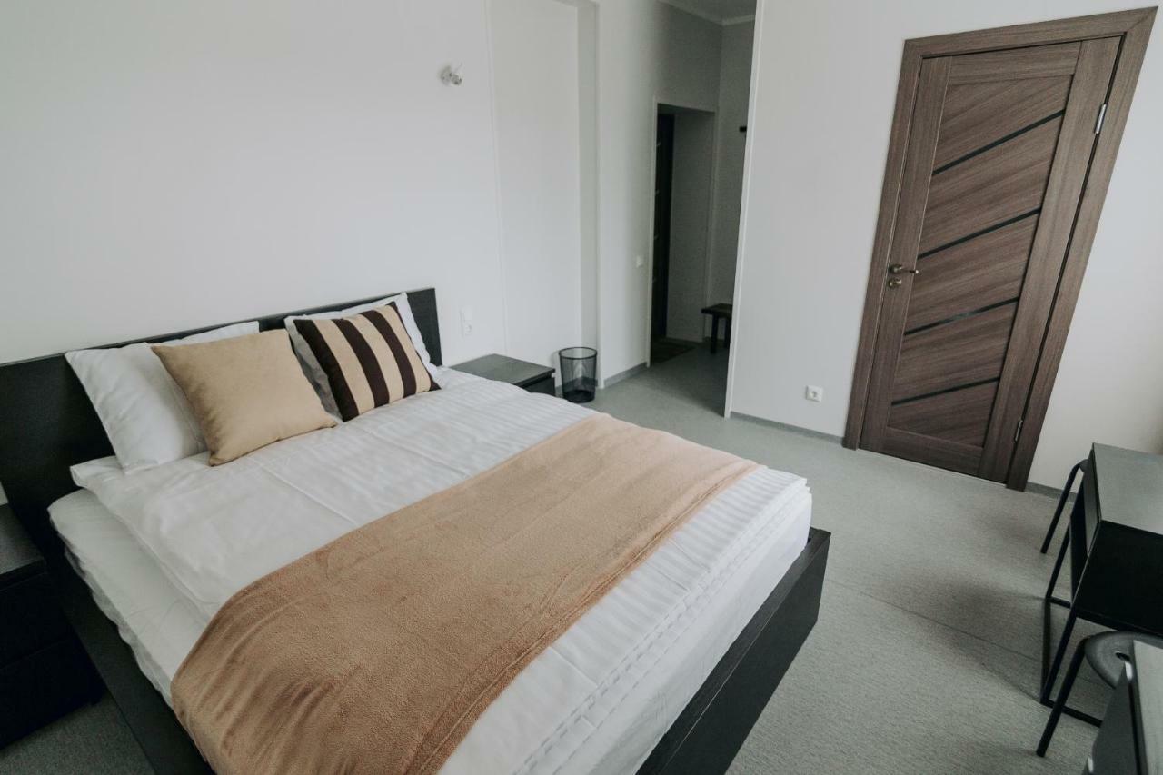Jaunamuiza Apartamenti Valmiera Buitenkant foto