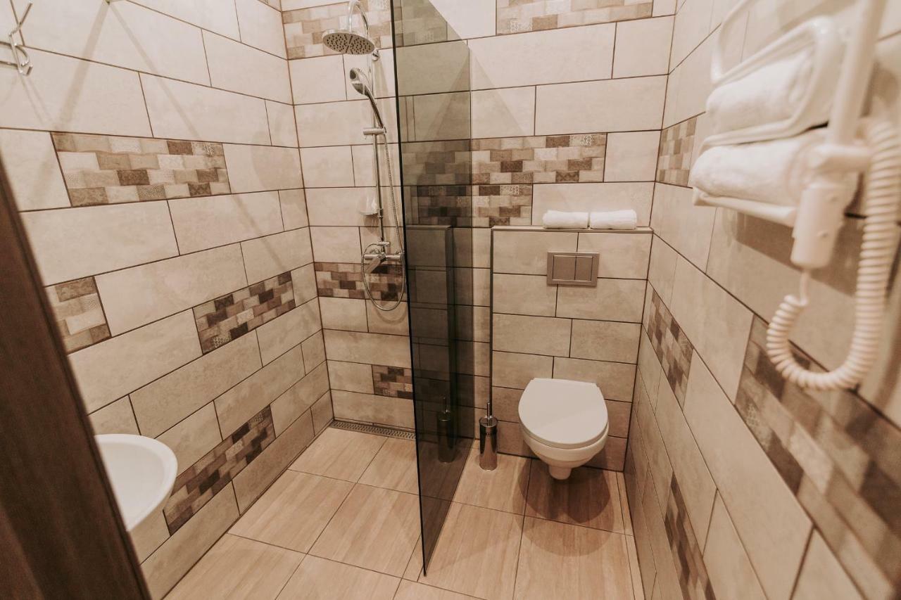 Jaunamuiza Apartamenti Valmiera Buitenkant foto