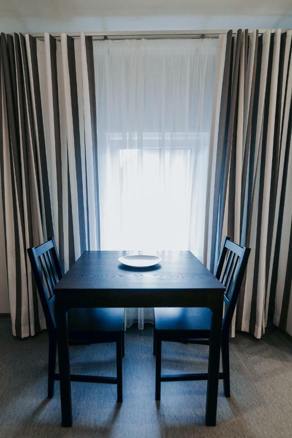 Jaunamuiza Apartamenti Valmiera Buitenkant foto